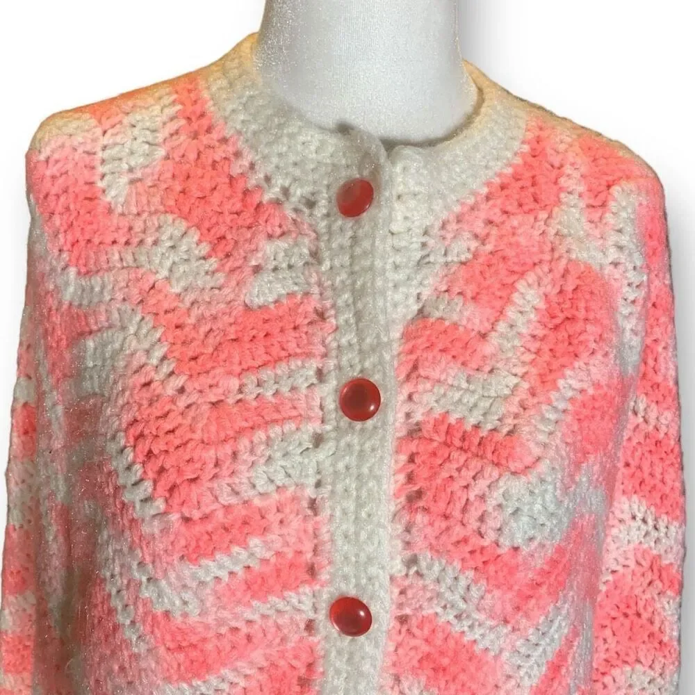 Vintage Hand Knit Chunky Poncho Cape‎ White Light Pastel Pink Zig Zag Stripe